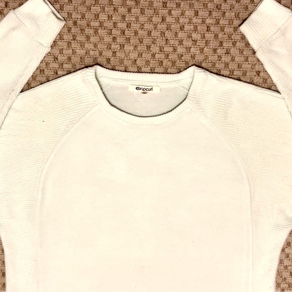 Women’s Rip Curl sweater, med, white, soft/ comfy, used but babied. - Picture 3 of 8
